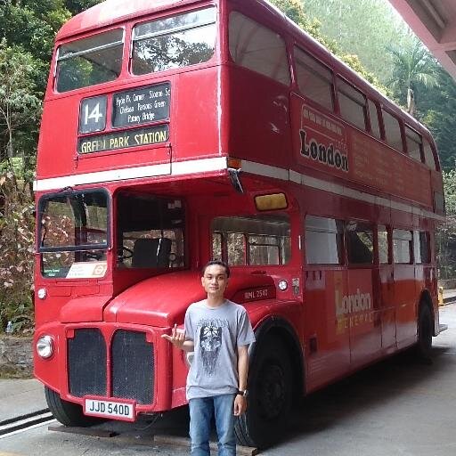 deryputratama's profile picture. Hidup itu akan selalu berakhir dengan indah kawan. Bila belum indah, berarti hidup belum berakhir. (: