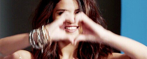zaiyasilalahi's profile picture. selena is too cute #selenator