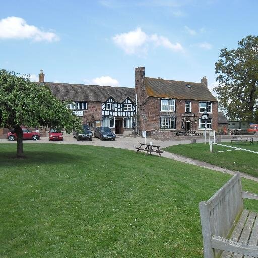 Traditional Riverside Inn...Function Venue...En Suite Accommodation...Campsite...civil wedding venue