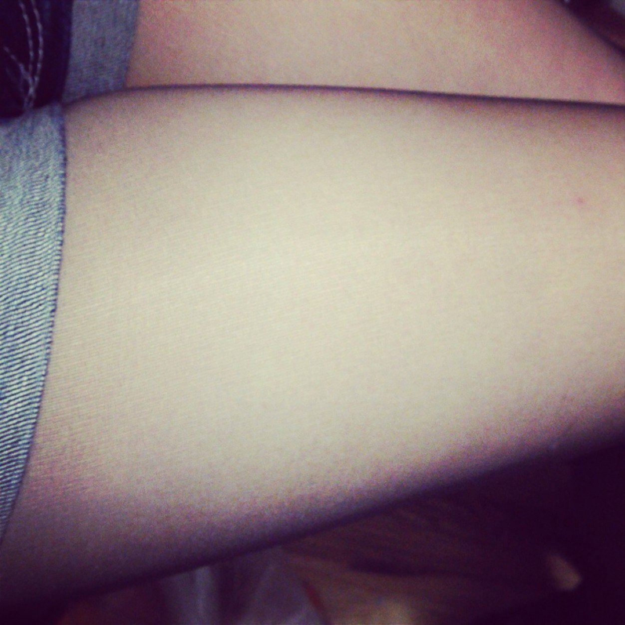 lis_noir00000's profile picture. はじめまして。性同一性障害、アリナシのナナシコです。エロ、ソフトなSM、好きです。普段はアホ面で笑ってますが、ネガティブメインです。 もう33歳、貧乏アルバイター。大阪。