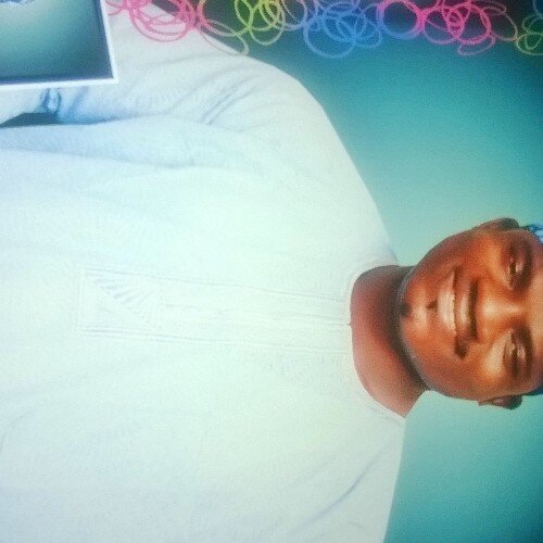 Married,finished frm Unilag.