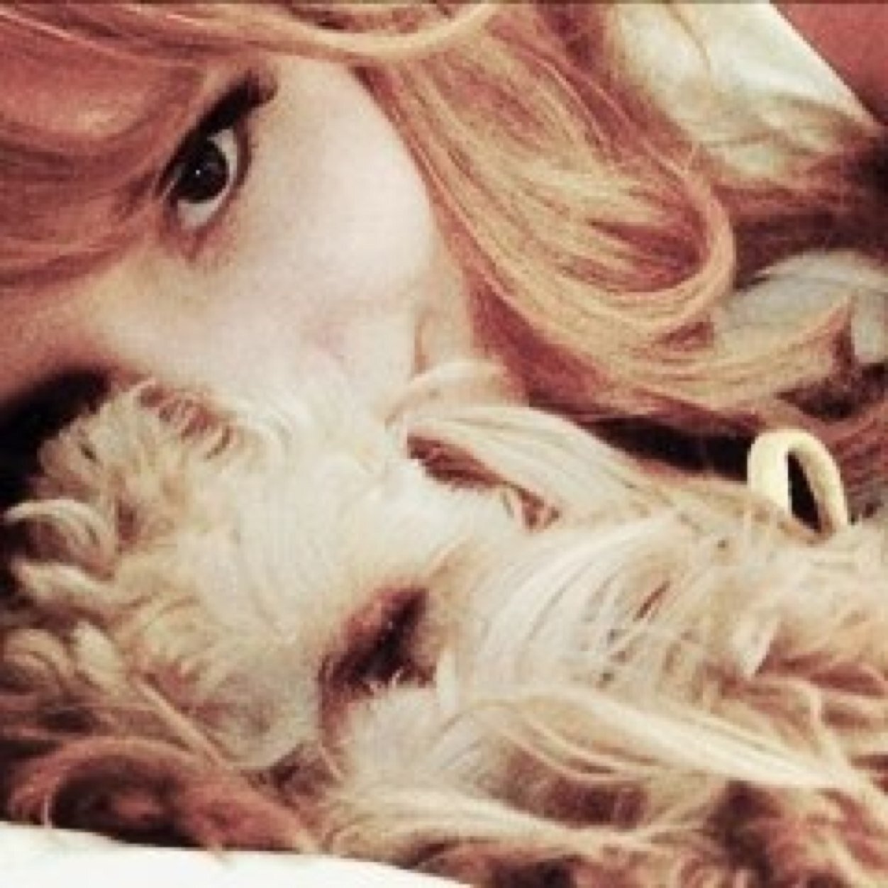 ❤My Sweet Followers❤ ♛@bellathorne dreamer♛ ❤Anabella Avery Thorne❤ ♛ @bellabeautylove my sis forever ♛
