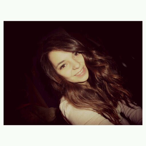 _Arooa_'s profile picture. 