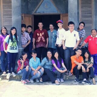 SC_YSKI's profile picture. a half high school and a half kindergarten! 
 KNIGHT, HORE! Admin : the 12th student, 2 tahun lagi lulus :D