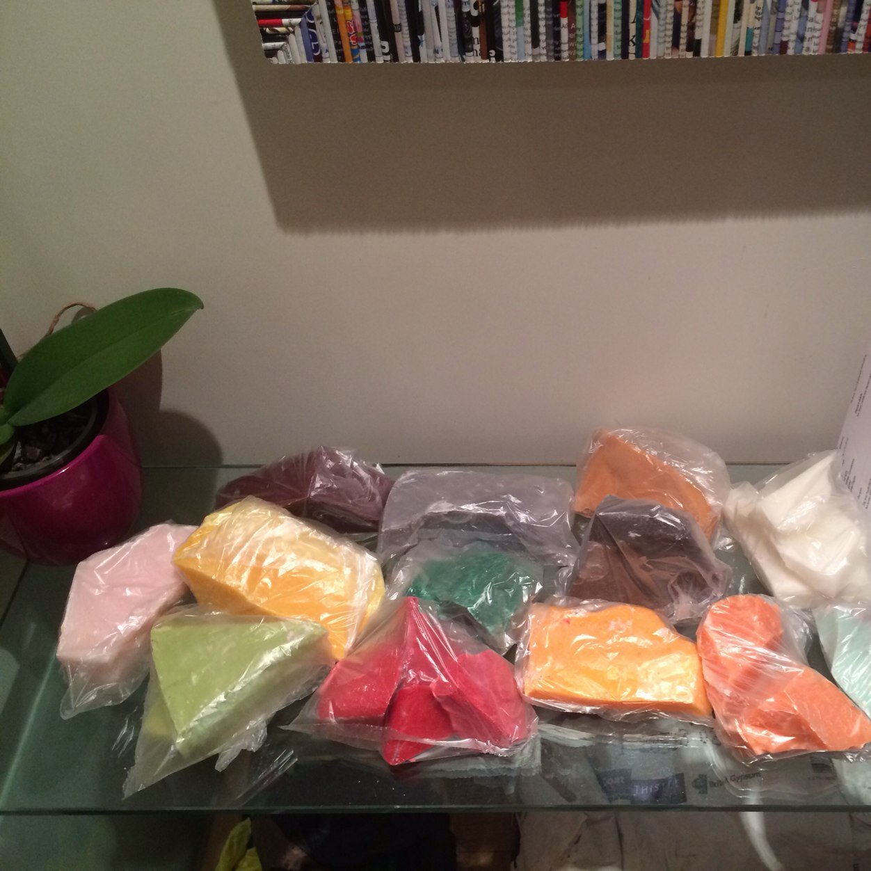 Candle Wax suppliers.                                                                       Coloured and scented paraffin wax delivered to your door.