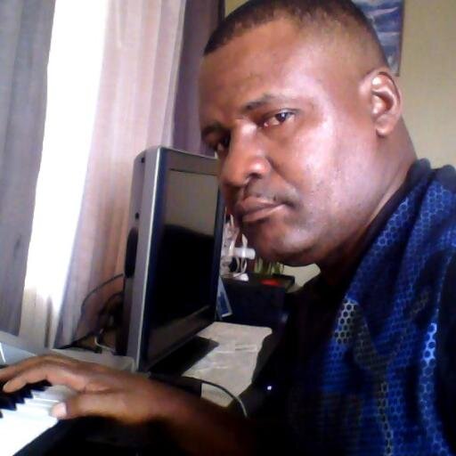 +264 811414073