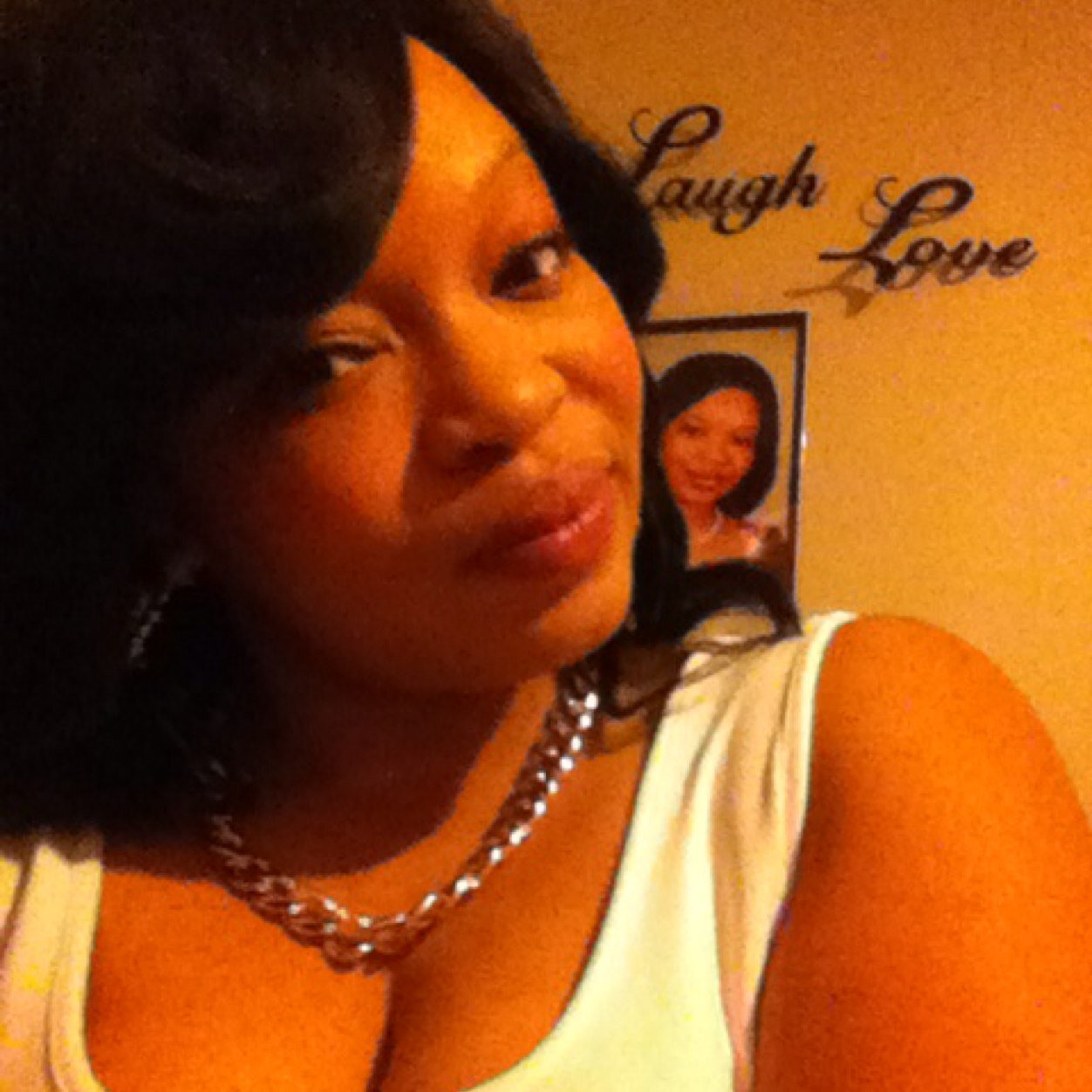 Fanny!! Mother of One beautiful Angel!! Brooklynn!! Striving to be a better person and a Role Model for my child not that Monroe Chick!!