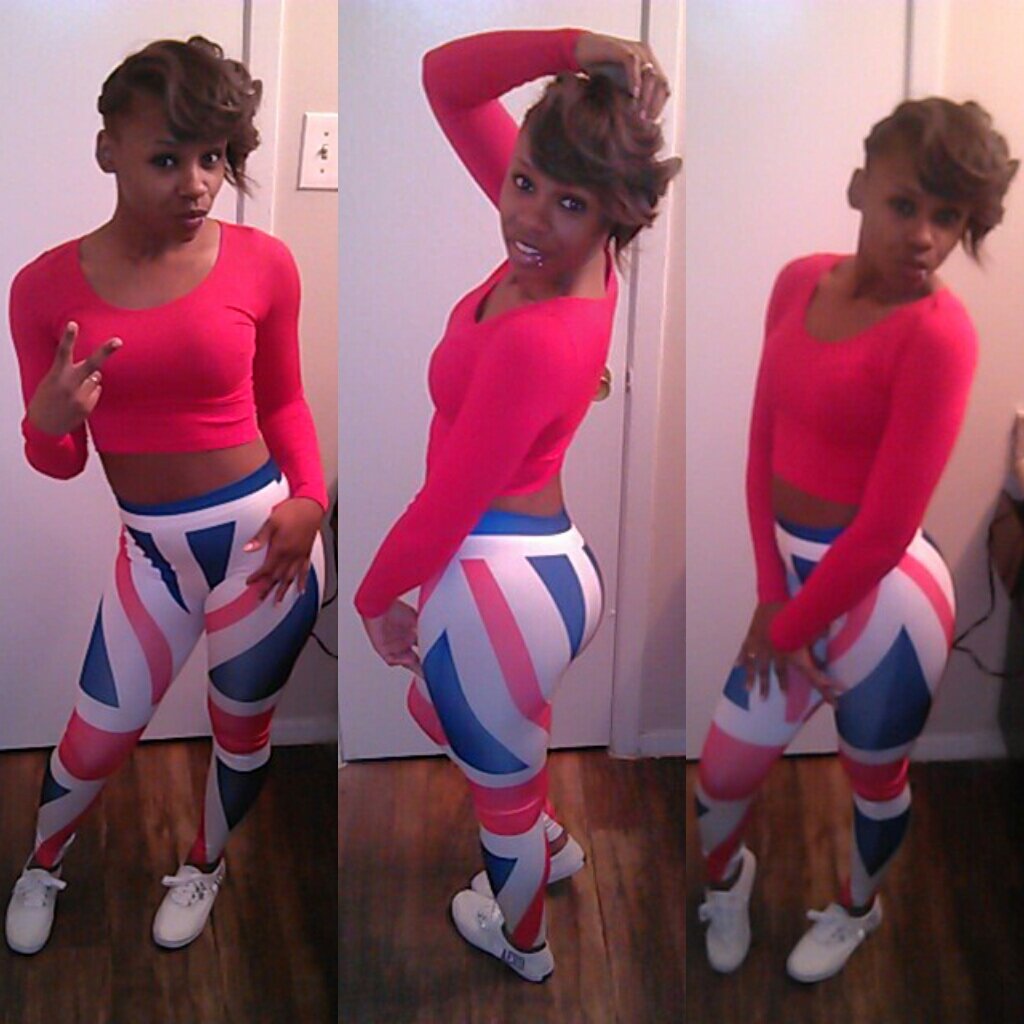 SCREAMING FREE @tripledtruth101 Until You Touchdown!!#TEAM FOLLOW BACK!! FOLLOW 2 OF MY FAVORITE PEOPLE @TripleDTruth101 & @roseofconcrete