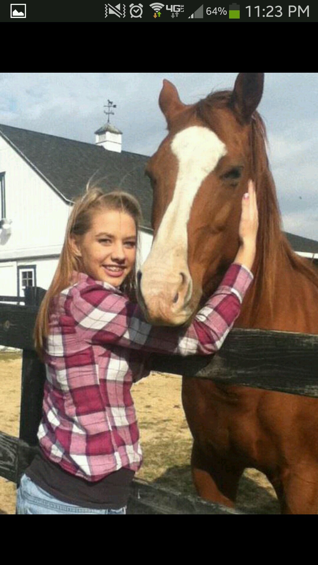 I'm a small town girl from Shepard TX born and raised!
