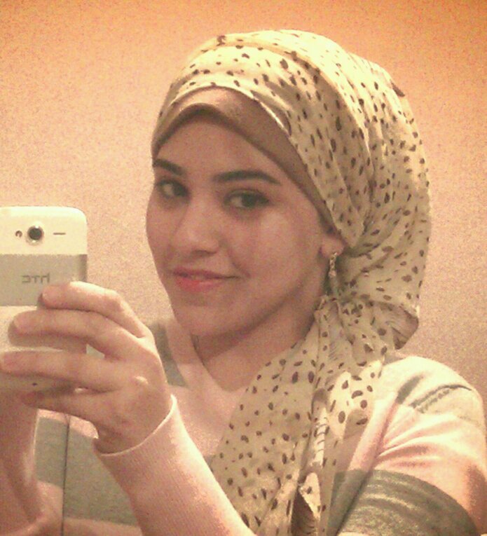 Angieyasser2's profile picture. Pharmacist,photographer,Challenger. http://t.co/cF4yVPcexD &Full moon's my thing.like outdoors activities n luv to dance