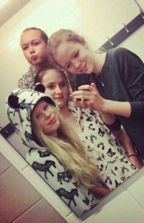 15 yo ♥ | Lins&Sheb♥ || Fotograferen| AocTerra| 3K2| #Believe | ik hou van je Robin! xxx Amber |