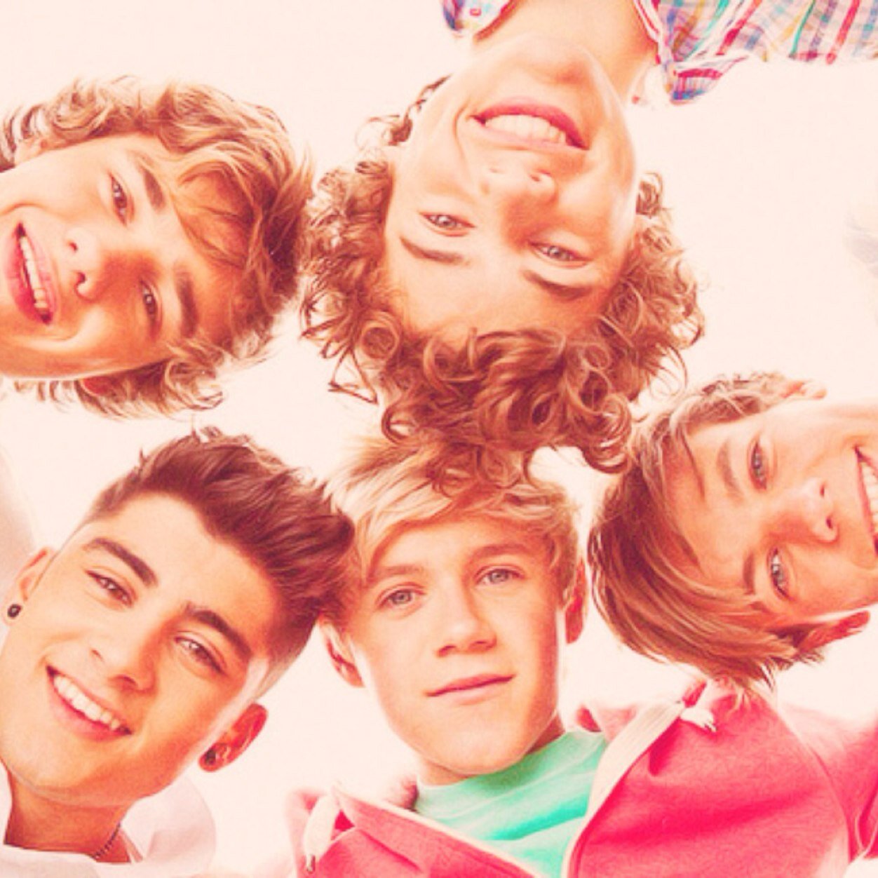FOLLOW ME AND I FOLLOW BACK