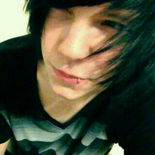 Alexx_yeah_'s profile picture. When everything's made to be broken
I just want you to know who I am                                         Usando twitter cuando me aburro, o sea casi siempre