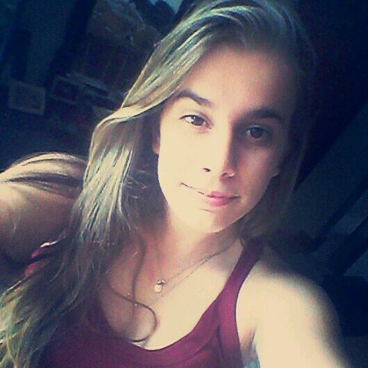 cancêriana, 16 anos, diva, loira, ok?