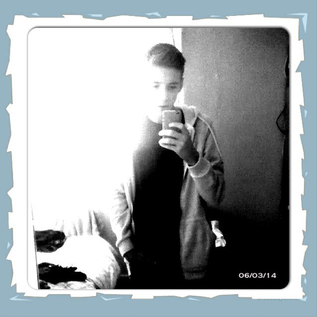 LucasMayse's profile picture. |13.01.14 | ILOVEZOE | Follow me=) |