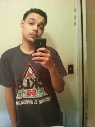 iSmokeThatFire's profile picture. 