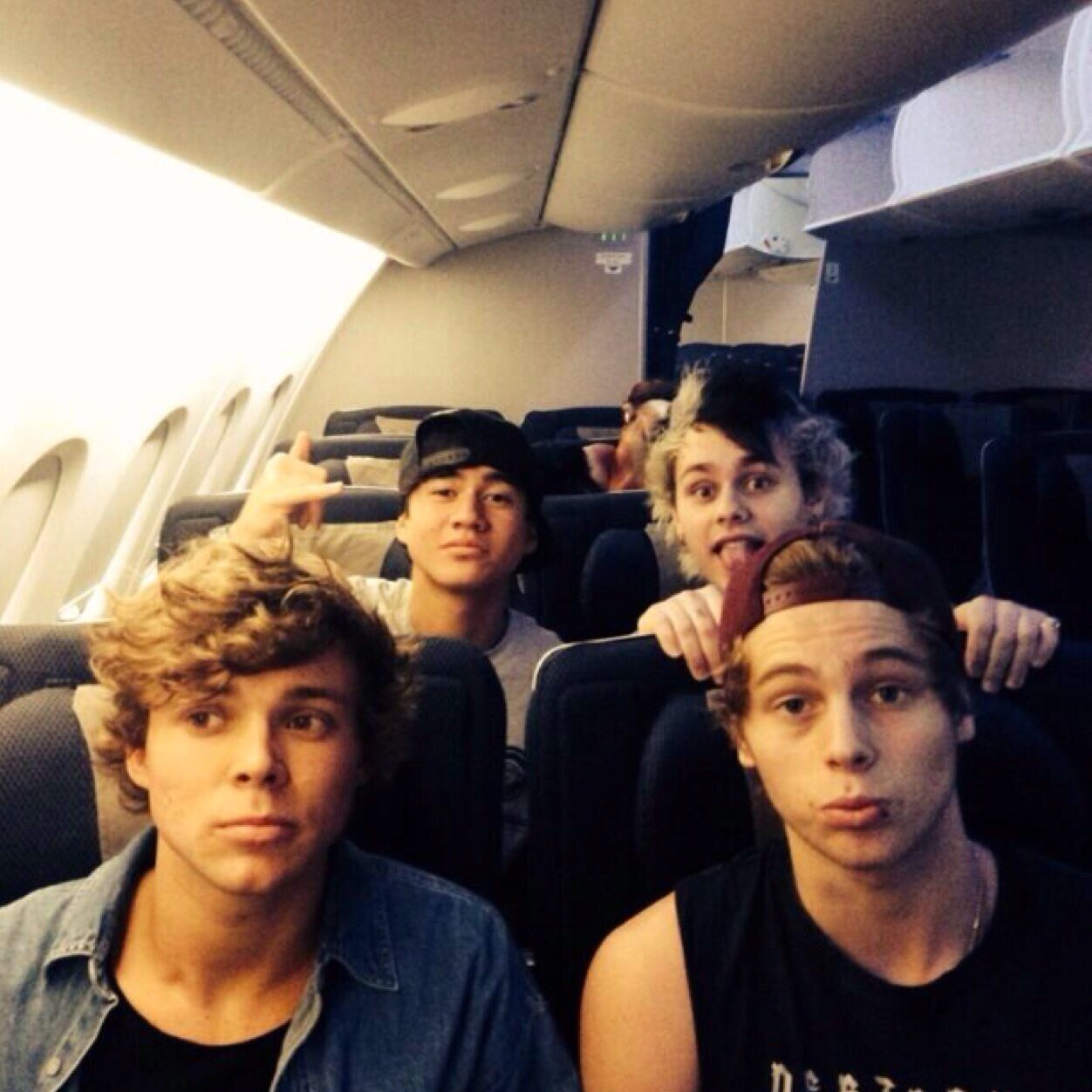 Liking these 4 boys was the best dection i've ever made♡