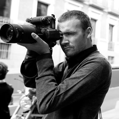 Dedico mi vida a @tilllatespain Apasionado de la fotografía y la música
