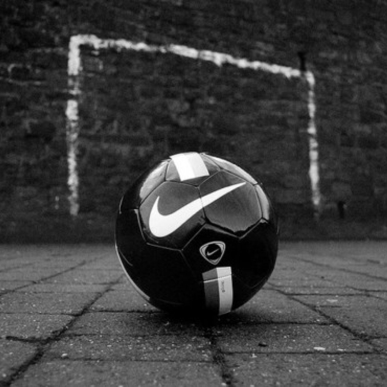 Official Account of Futbol Shit No One Says. For business/promotion KIK: visionsofneon