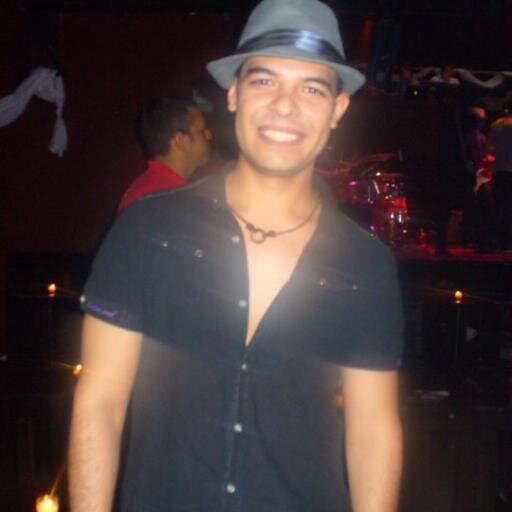 musico
http://t.co/DqXxgY5Tzc