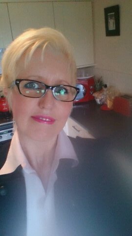 Yourworthit1's profile picture. 