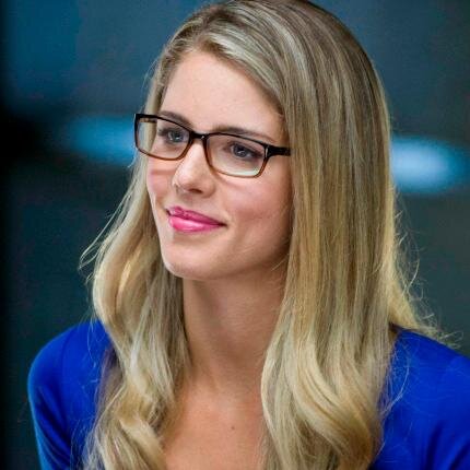 ~A kind heart is twice as great as good looks.~ /Not/ your average computer specialist-beauty and brains. And glasses. And babbling. #LiterateRP #Olicity