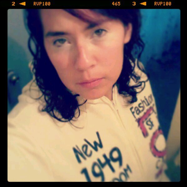 taniee2210's profile picture. 