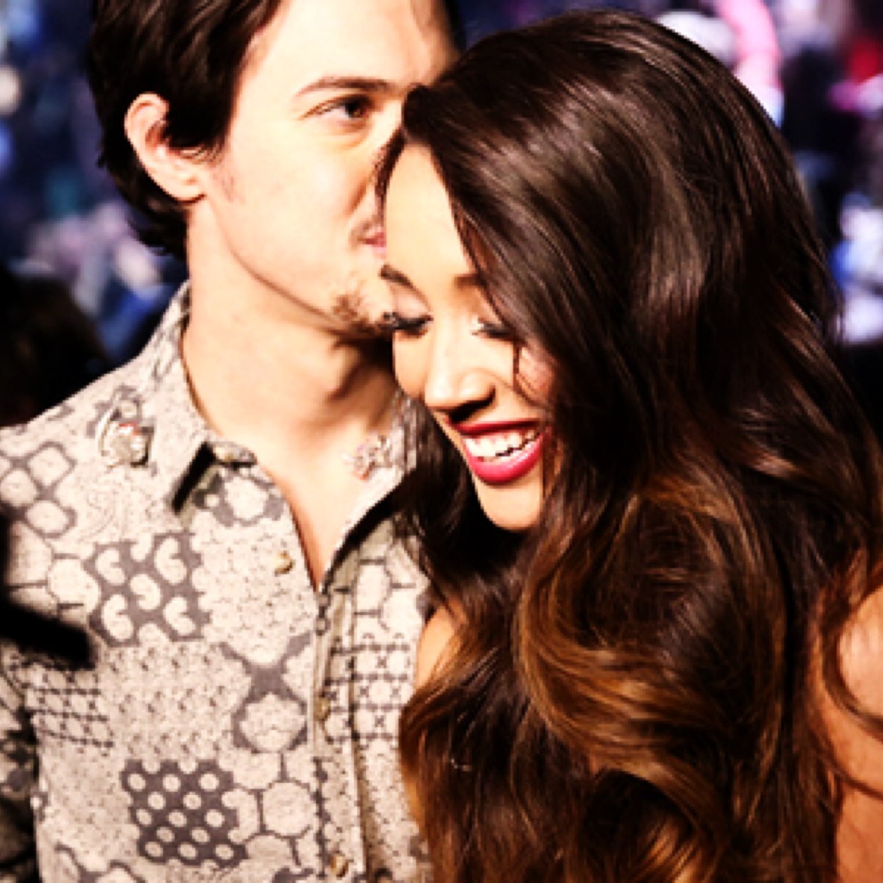 AlexSierraBRA's profile picture. Twitter dedicado ao grupo Alex & Sierra, vencedores do The X Factor USA de 2013, no Brasil.