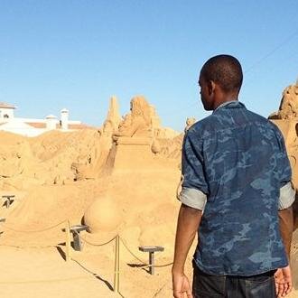 VictorManhique's profile picture. 