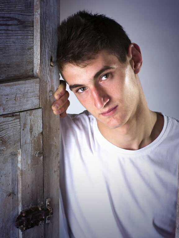 RobertoAerox's profile picture. Pierdo neuronas a velocidad de vertigo,fiesta fiesta y mas  fiesta,alma guerrera