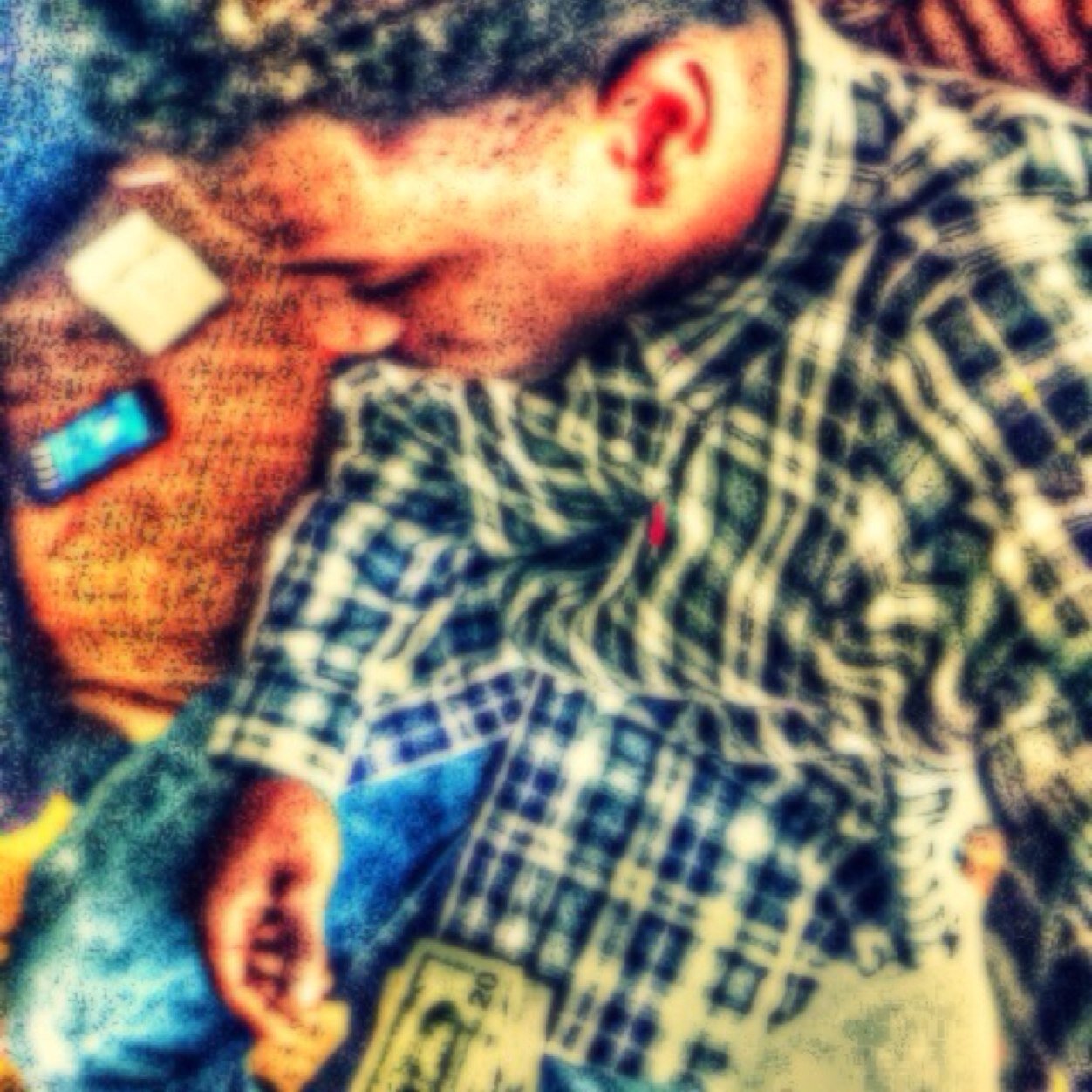 18 Year Old Artist #LetsRideENT ! FAMGANGAFTF@GMAIL.COM #Aftf http://t.co/cJoQxipJxK