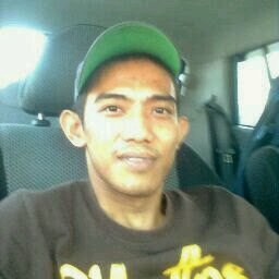 Ajiz77's profile picture. islam of purity