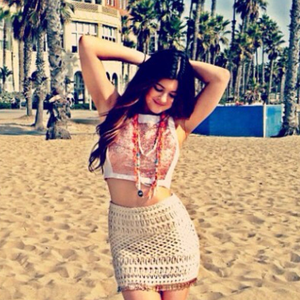 BrutalVixen's profile picture. I ran when I had the chance unlike my older brother, Tyler. Yet I have to return. Like an escaped prisoner, returning to my prison. {RP/Unclaimed/+18/Bi}