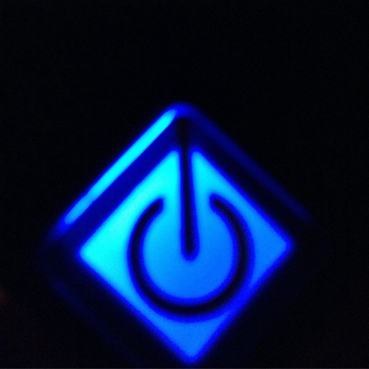 Servotechnology's profile picture. Geek,techy all around good guy