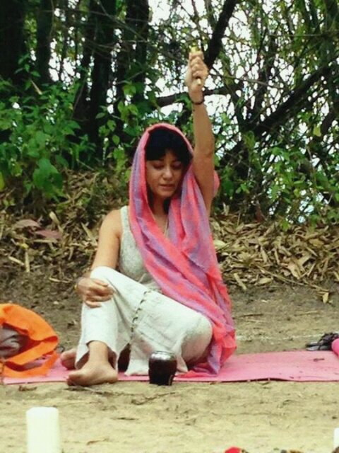 Venezolana, Terapeuta Holistico y de Biomagnetismo. Maestra Reiki y promotora de salud. creadora de la medicina ancestral CURANGA. Tarot