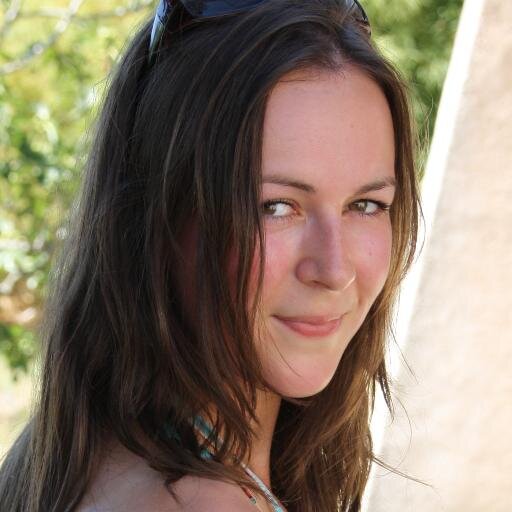 Florence_CL's profile picture. Social Media Marketing. Buntes Zebra.