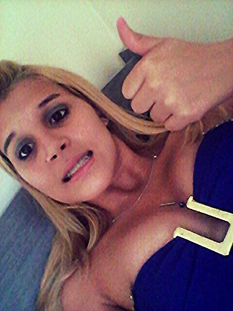 Fee Noo Paii Quee O.o Iinimigoo Caaii $2
Tee amoo $2 Veem Coom Nooi$ Quee Ee Viidaa
