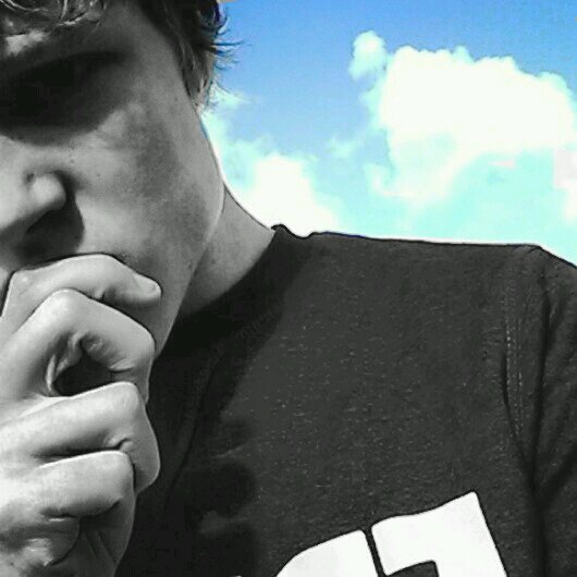 yorantweets's profile picture. IG:yoranzandbergen_