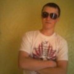 ununstalar's profile picture. Саша Бараш в интернете.