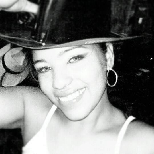 yonky2122's profile picture. I love mi crazy life