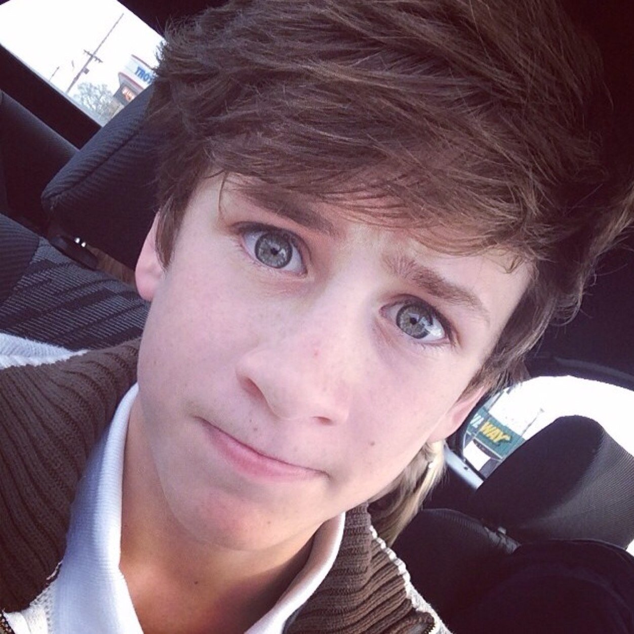 FAN ACCOUNT OF @Clayryanlabrant1314