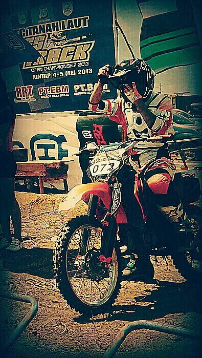 empty727272's profile picture. the owner of this account has moved to @alfinstornado72