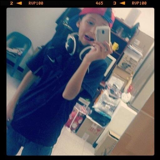 sebasmorales11's profile picture. 