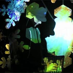 Eco-minded musician, producer and designer working with sound, video and light.