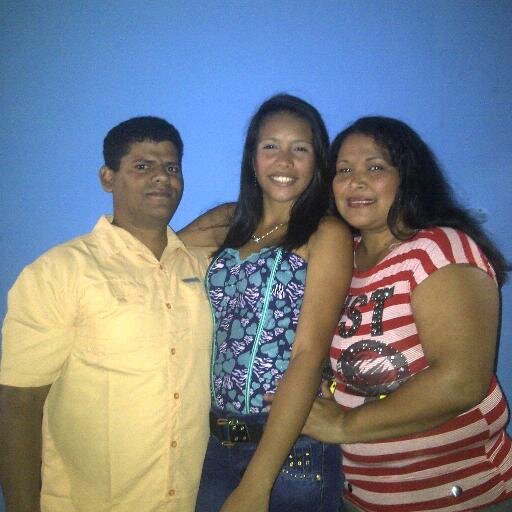 soy madre de 2 bellos hijos y abuela de 2 hermosos bebes Dereth  y Javier 100% revolucionaria luchadora social