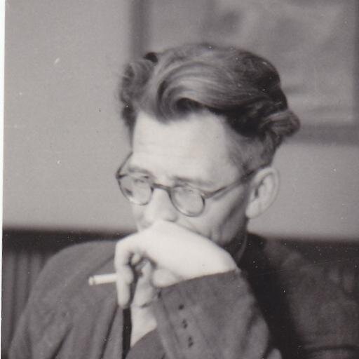 Author of Eduard Wiiralt- The Everyday Life of the Estonian Artist , Vintage Postcards. Antique Aviation Postcards now at https://t.co/YxORgUOGDj