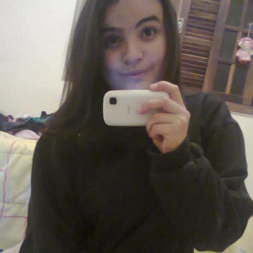• me dissérαm que quαnto mαior o sonho , mαioor o tombo³ .Mααs perα aêe . Quem disse que eu tenho medo de cαir ? ;) Segue?? Follow