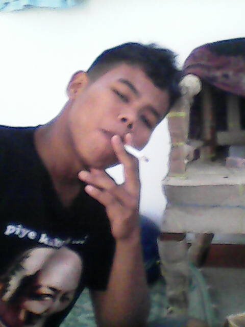 _ pantang menyerah sblum kalaah
_ pantang pulang sebelum tumbang