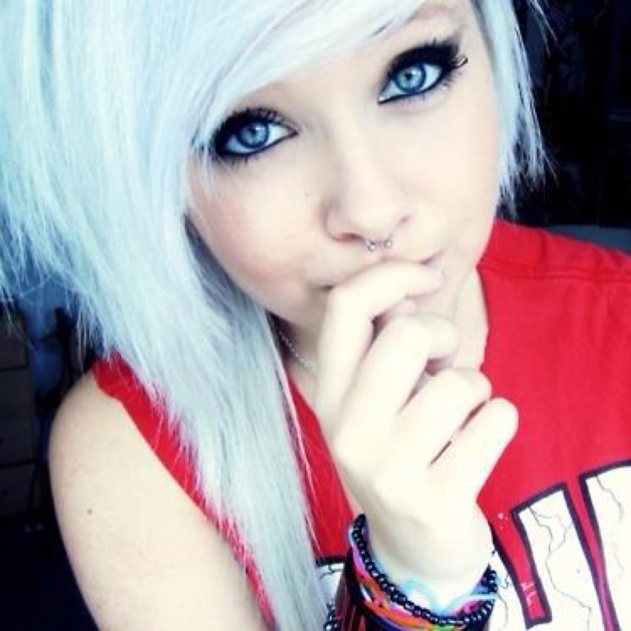 I like tits and dicks || Girl and Bi || 17 || Buy me food and I'm yours || RP
