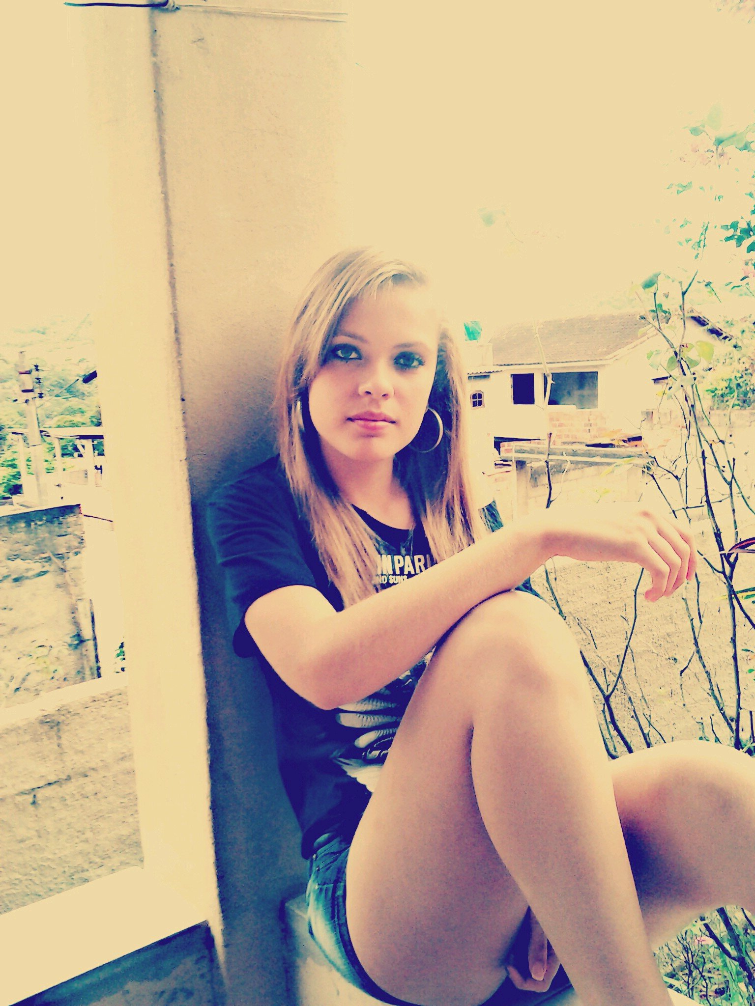 Sou Botafoguense, amo Linkin Park, Metallica, entre outras bandas de ROCK !! ♥